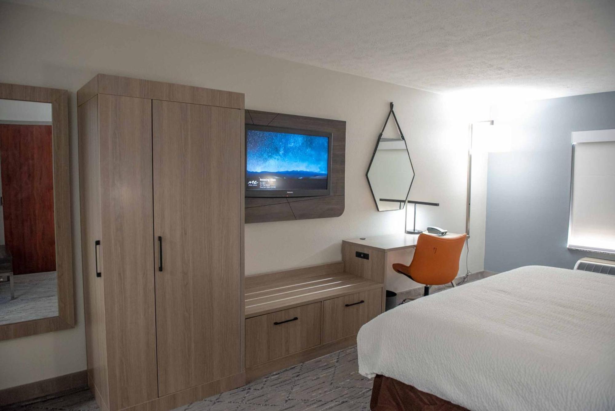 Keene Elm City Hotel, Ascend Hotel Collection Экстерьер фото