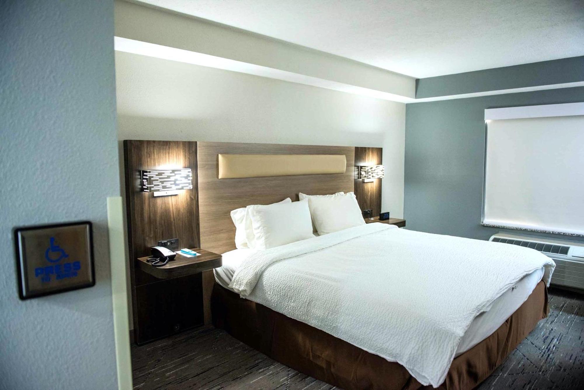 Keene Elm City Hotel, Ascend Hotel Collection Экстерьер фото
