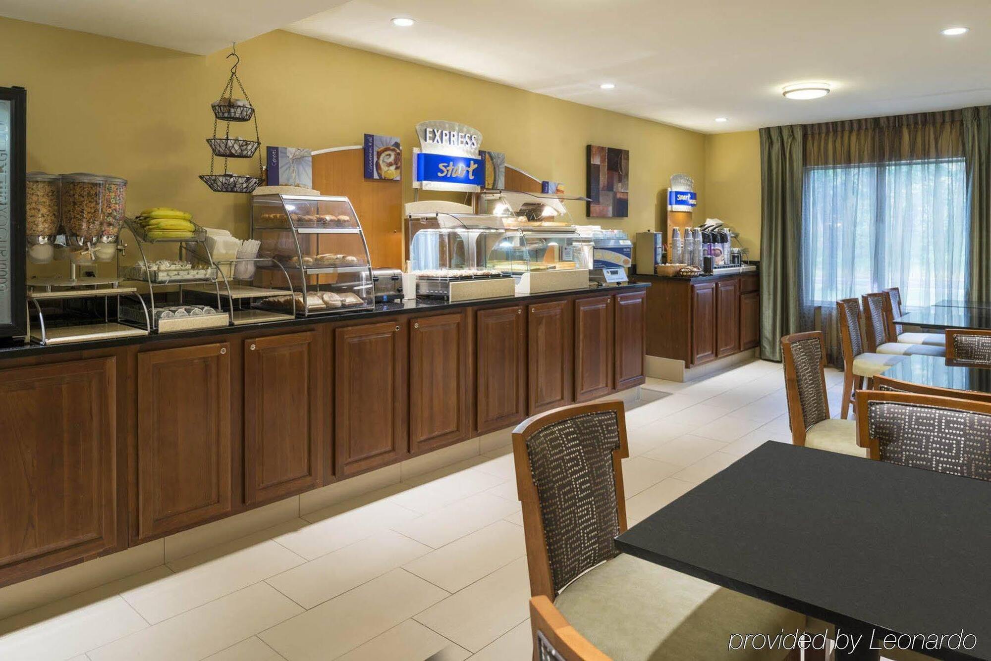 Keene Elm City Hotel, Ascend Hotel Collection Экстерьер фото